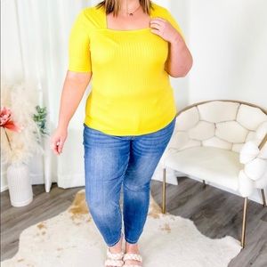 White Birch - Ribbed Knit Short Sleeve Square Neck Top - 1X - Yellow